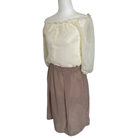 NWT DD&JJ Swiss dot cream and brown off-the-shoulder 3/4 sleeve polka dot dress - Picture 4 of 14